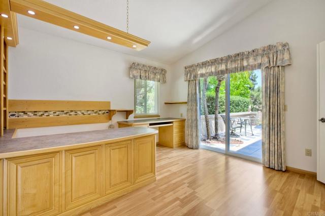61 Via Larga Vista, Bonsall CA: https://media.crmls.org/mediaz/30cae323-ad3d-4113-a8a4-d83152df8973.jpg