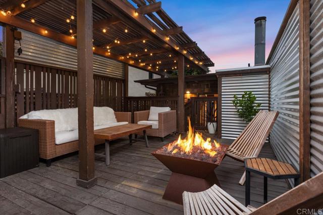 Detail Gallery Image 39 of 62 For 2034 36 Mackinnon Ave, Cardiff By The Sea,  CA 92007 - 5 Beds | 4 Baths