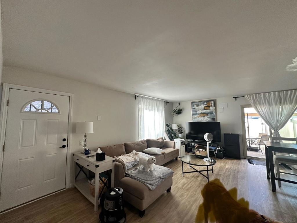 MLS #250032593SD image #14