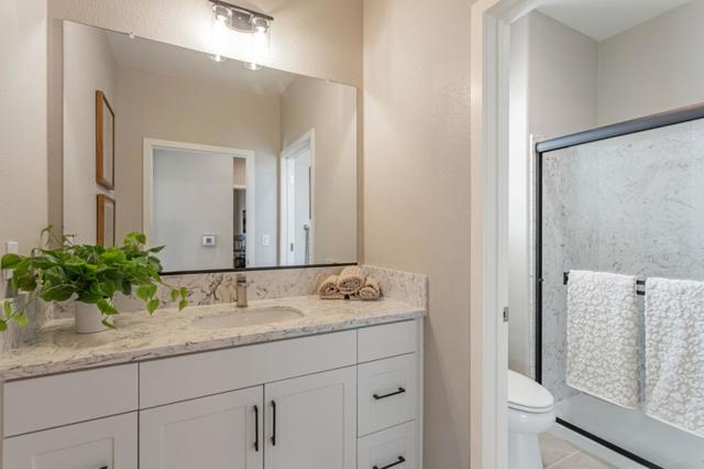 1153 Coyote Peak Way, Hollister CA: https://media.crmls.org/mediaz/30cd0389-d9e1-484e-9905-24f344900918.jpg