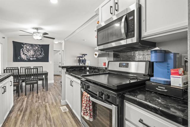 Detail Gallery Image 7 of 29 For 9902 Jamacha Bld Spc 81,  Spring Valley,  CA 91977 - 3 Beds | 1 Baths