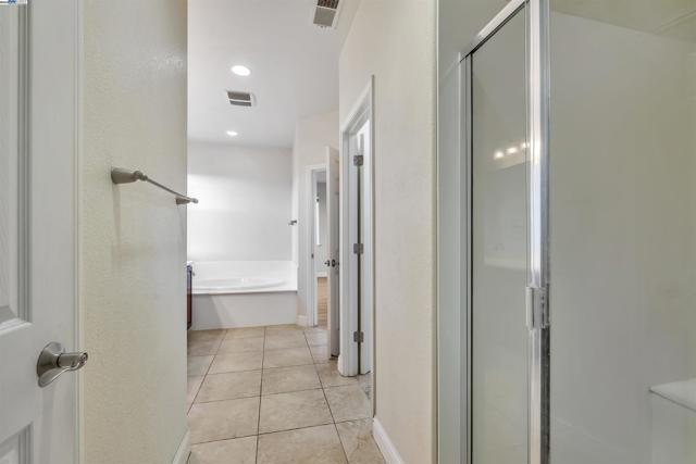 501 Carnaby Rd, Lathrop CA: https://media.crmls.org/mediaz/30ceaad0-b78c-4d83-ba5d-ac38c2918e42.jpg