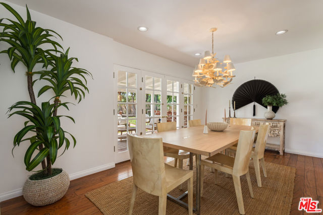 17336 Marilla Street photo 6