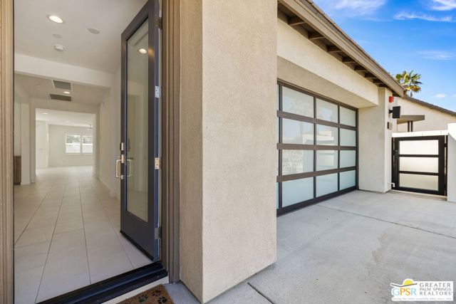 36277 Corta Aguila, Cathedral City CA: https://media.crmls.org/mediaz/30cfd30c-d8f4-4e78-bc80-35e3a338150c.jpg