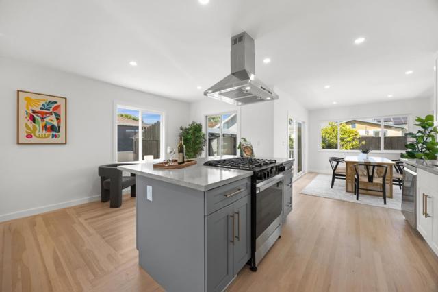 652 Myrtle Avenue, South San Francisco CA: https://media.crmls.org/mediaz/30cff142-4e45-4f03-839f-89f752dfbe12.jpg