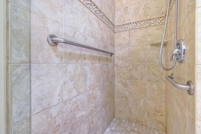 4781 ARGOSY LANE, Carlsbad CA: https://media.crmls.org/mediaz/30d1d5ab-2244-4ea7-998b-87c706ddcaea.jpg