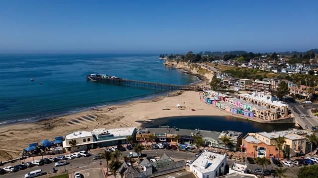 825 Balboa Avenue, Capitola CA: https://media.crmls.org/mediaz/30d2d3ce-9bd8-43cf-a4c9-7382481a807a.jpg