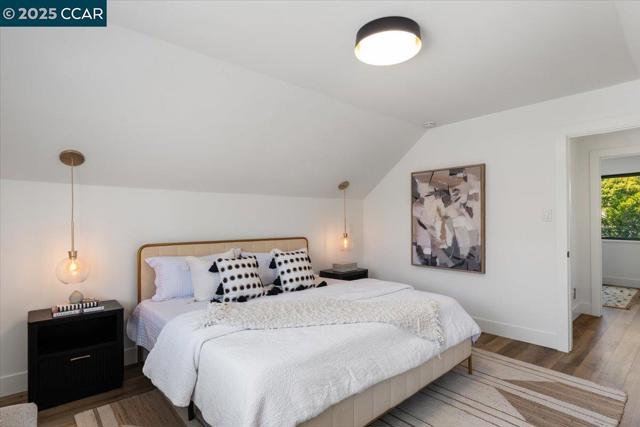 1275 Windermere Way, Concord CA: https://media.crmls.org/mediaz/30d31a3f-8b67-4625-a479-7125933bc3a6.jpg
