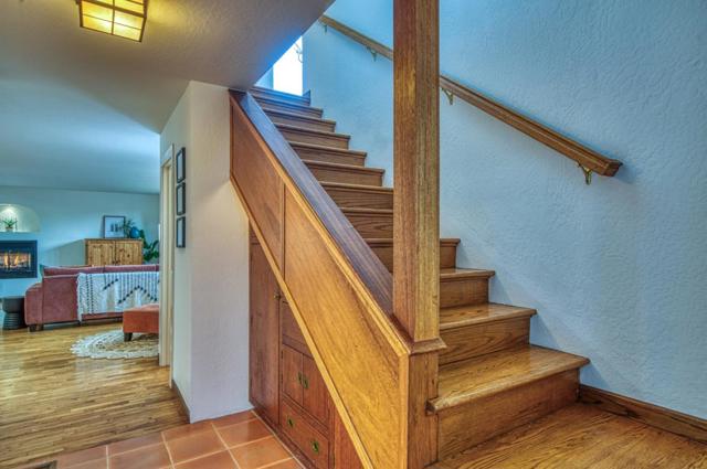 9013 Rhodes Avenue, Aptos CA: https://media.crmls.org/mediaz/30d34f3d-eec1-480e-83c1-8c7535cff45d.jpg