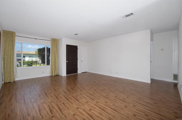 Detail Gallery Image 6 of 31 For 3890 Vista Campana #78,  Oceanside,  CA 92057 - 2 Beds | 1/1 Baths