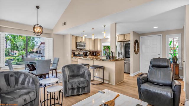 110 Trento Circle, Palm Desert CA: https://media.crmls.org/mediaz/30d35f01-d2dc-41a4-9db9-e99af46136d0.jpg