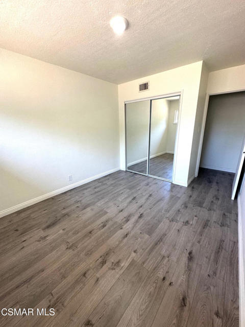 19101 Chase Street, Northridge CA: https://media.crmls.org/mediaz/30d820ba-be6f-4bc8-8352-9a5fafc33925.jpg