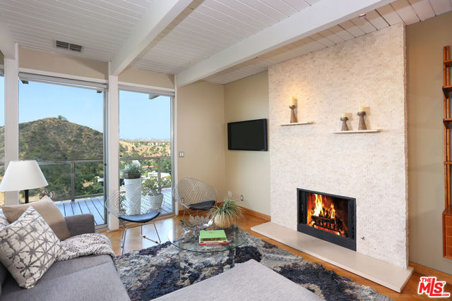 2231 GLOAMING Way photo 6