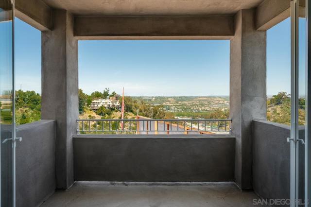 2954 Copley Ave, San Diego CA: https://media.crmls.org/mediaz/30da6e13-416f-418c-a72a-e0e1009ea2de.jpg