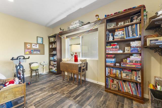2216 Crest Dr, El Cajon CA: https://media.crmls.org/mediaz/30da9d0e-1f11-4586-9642-c4ae9bc3cf80.jpg