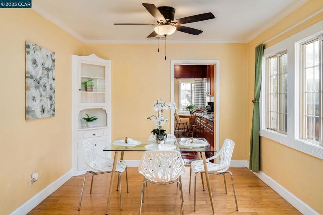 66 Murdock St, Richmond CA: https://media.crmls.org/mediaz/30db890a-5fb4-4214-a2f0-c2f8519fcf1a.jpg