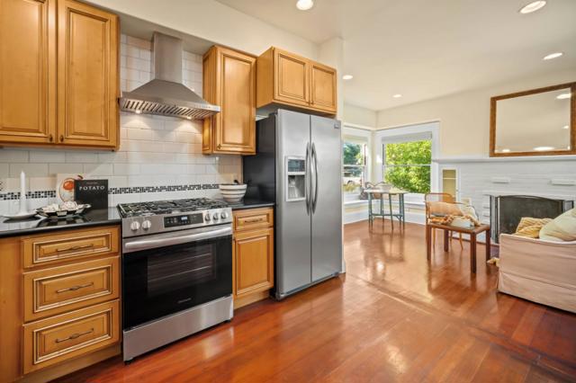 311 Walnut Street, Pacific Grove CA: https://media.crmls.org/mediaz/30dbfbaf-9729-4736-a623-6c37f8352500.jpg