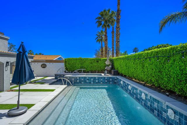 31465 Whispering Palms Trail, Cathedral City CA: https://media.crmls.org/mediaz/30dd5926-b512-4411-8f06-e1104db6030b.jpg