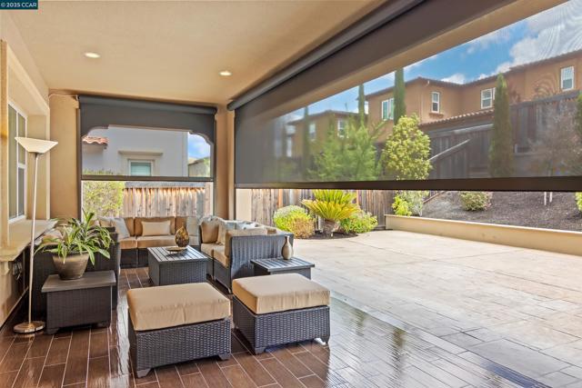 19 Baltana Place, Danville CA: https://media.crmls.org/mediaz/30dd6522-0a3f-4a7f-8264-bb516122f63b.jpg