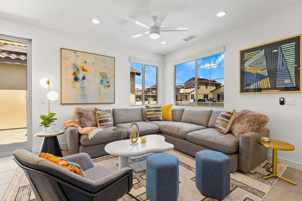 MLS #219141444DA image #3