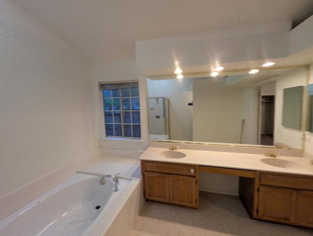 108 Tuxedo Court, Petaluma CA: https://media.crmls.org/mediaz/30de7006-87b6-4dc0-a7ad-66e32feac0f9.jpg