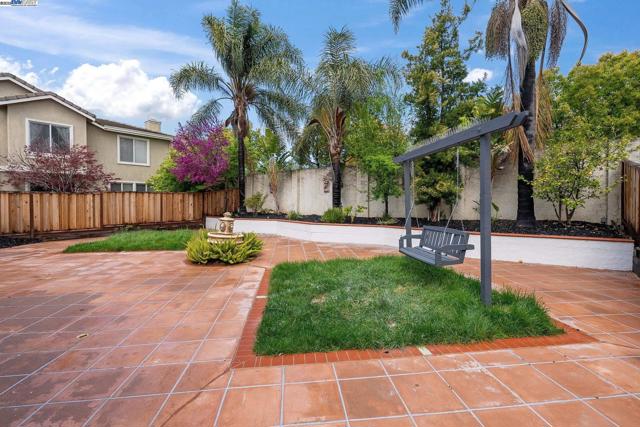 5089 Winterbrook Ave, Dublin CA: https://media.crmls.org/mediaz/30de99c2-1ed1-4684-a94f-ab28fab0cfb9.jpg