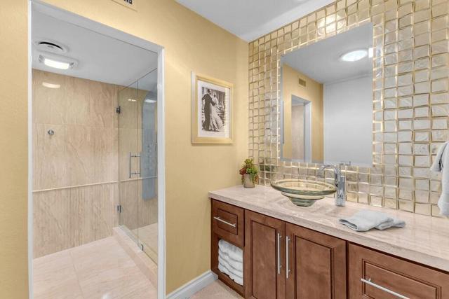 Image 45 of 57 For 48900 Avenida El Nido