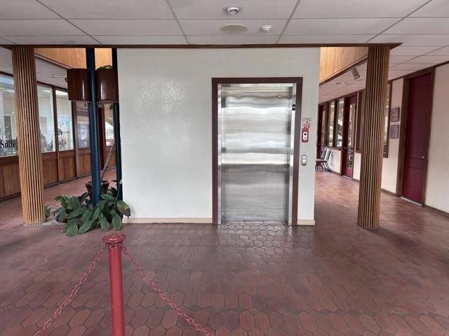 Image 6 of 32 For 680 Romie Lane