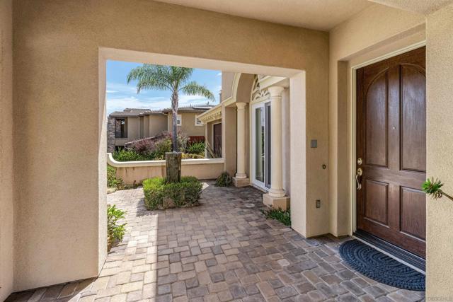 Image 4 of 37 For 527 Quail Pointe Lane