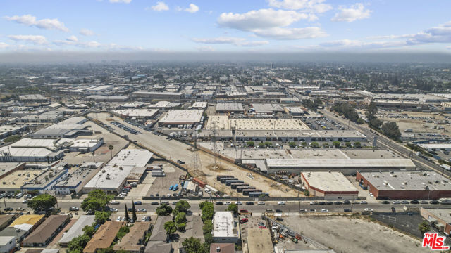 12001 Valerio Street, North Hollywood CA: https://media.crmls.org/mediaz/30df2eff-f885-4633-b917-ecb4ae40eb6c.jpg