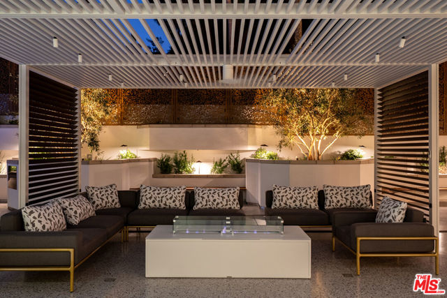 10601 Wilshire Boulevard, Los Angeles CA: https://media.crmls.org/mediaz/30df8af0-ffd2-4873-9276-501748831908.jpg