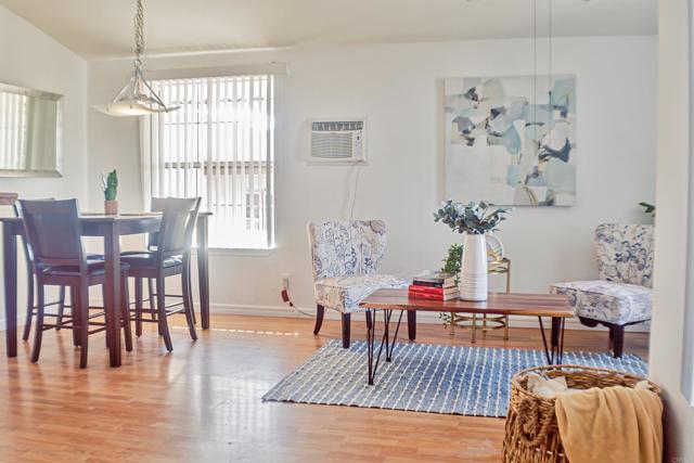 138 Steven Lane, Oceanside CA: https://media.crmls.org/mediaz/30dff3c5-789f-42de-a67c-e1a5df15e3fd.jpg