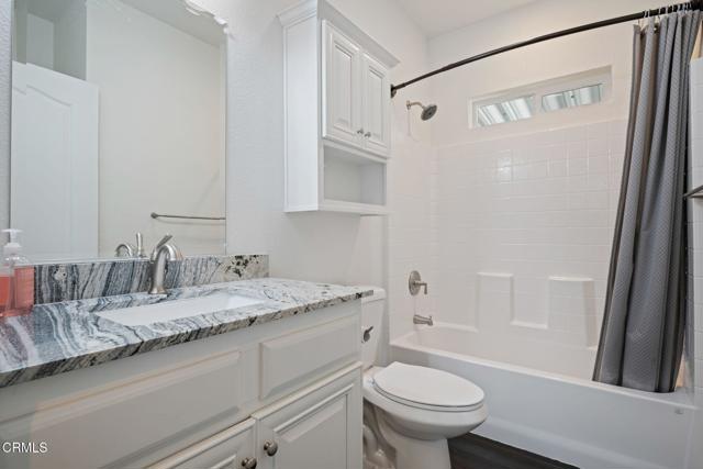 11100 Telegraph Road, Ventura CA: https://media.crmls.org/mediaz/30e06294-d914-481c-8e13-ddc72edc398d.jpg