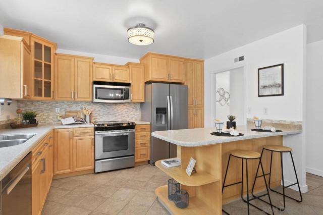 10240 Princess Marcie Dr, Santee CA: https://media.crmls.org/mediaz/30e0c004-d95d-4da7-aa52-ab4329f31363.jpg