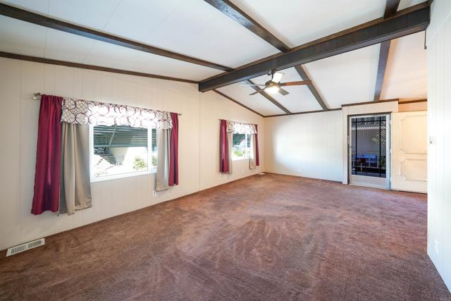 Detail Gallery Image 5 of 20 For 1212 H St Spc 110,  Ramona,  CA 92065 - 2 Beds | 2 Baths