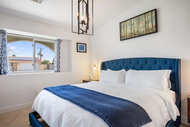 2241 N San Gorgonio Road, Palm Springs CA: https://media.crmls.org/mediaz/30e129d3-8040-4745-a65d-34194fe22597.jpg