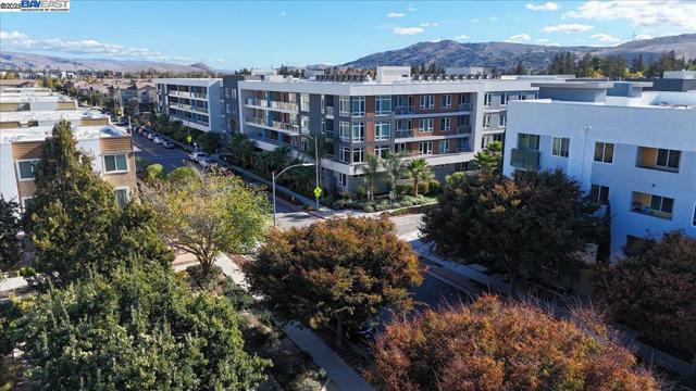 5925 Charlotte Dr, San Jose CA: https://media.crmls.org/mediaz/30e12ace-ea8b-4000-a21c-11adbcc7f84b.jpg