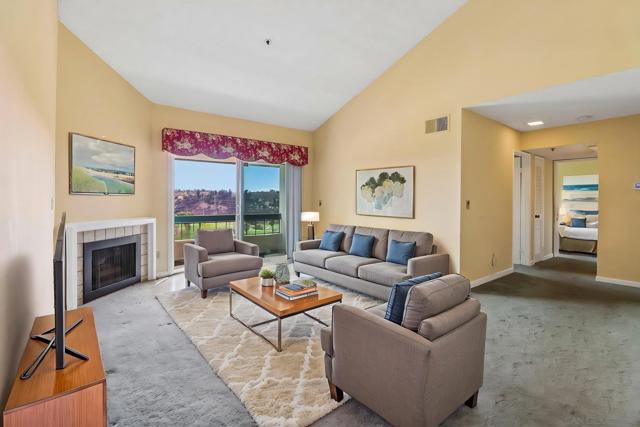 https://zimg.paragon.ice.com/ParagonImages/Property/PA/SDMLS/260012989/7/533/400/a025378bafa7e3e4b951c07174f65aa6/3/75421078d6aa04ff301a084d13b9cd6d/260012989-0ef81cc8-b881-44cb-83ff-c4402bd7c825.JPG
