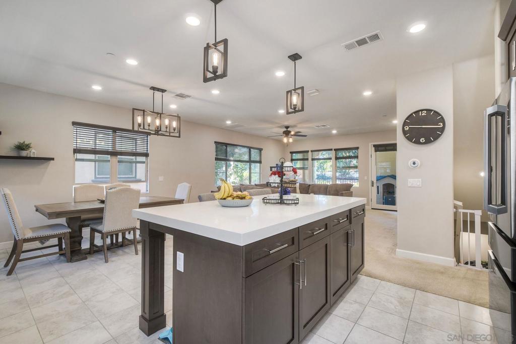 1577 Castillo Way - photo 15