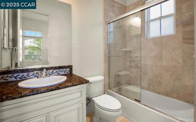 130 Arundel Dr, Hayward CA: https://media.crmls.org/mediaz/30e33a89-d518-499a-9c56-1c1061ae970c.jpg