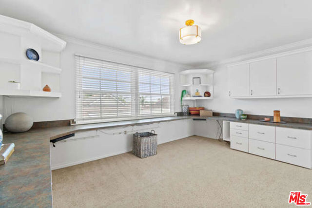 16951 Canyon Lane, Huntington Beach CA: https://media.crmls.org/mediaz/30e376e5-2241-4a26-8c2a-7d0cec7716c4.jpg