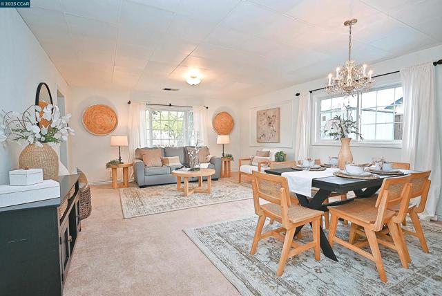 1677 6Th St, Concord CA: https://media.crmls.org/mediaz/30e3a2ef-2c44-4d9c-9edf-8907e8958400.jpg