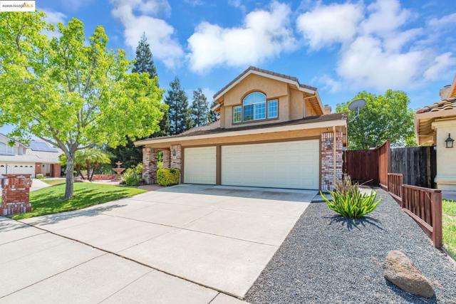 4452 Pronghorn Ct, Antioch CA: https://media.crmls.org/mediaz/30e41a16-00a1-4849-b590-dd1d6910858c.jpg
