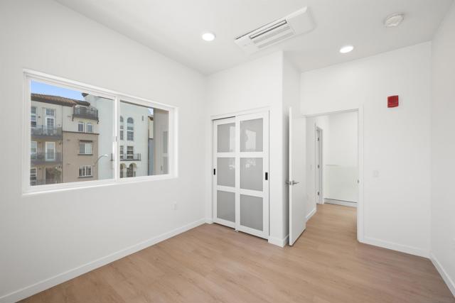 4004 Ohio st #4, San Diego CA: https://media.crmls.org/mediaz/30e46847-4c8e-4ea3-9f9c-bd2693e58b6a.jpg