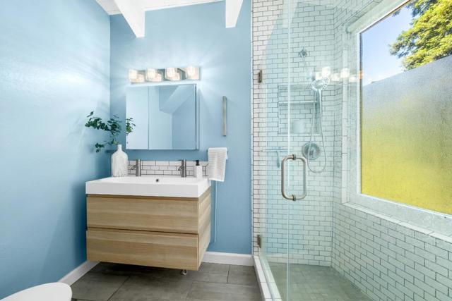 321 Valencia Road, Aptos CA: https://media.crmls.org/mediaz/30e46952-64c9-4038-9daa-72d1e443bc45.jpg