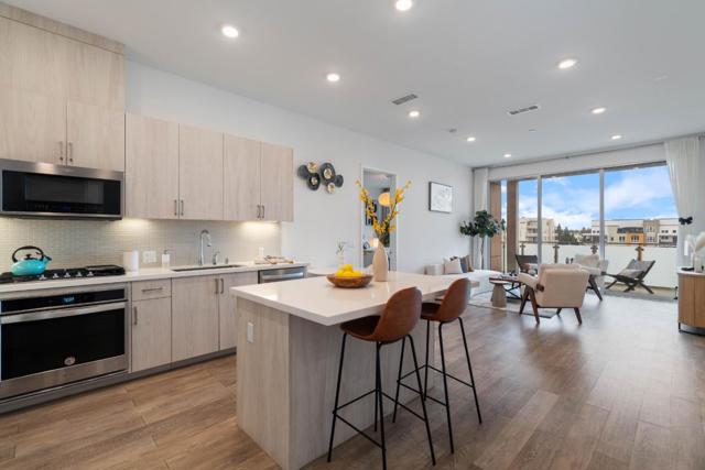 45128 Warm Springs Boulevard, Fremont CA: https://media.crmls.org/mediaz/30e55b80-caab-461f-9bba-acf9f0be6cdd.jpg