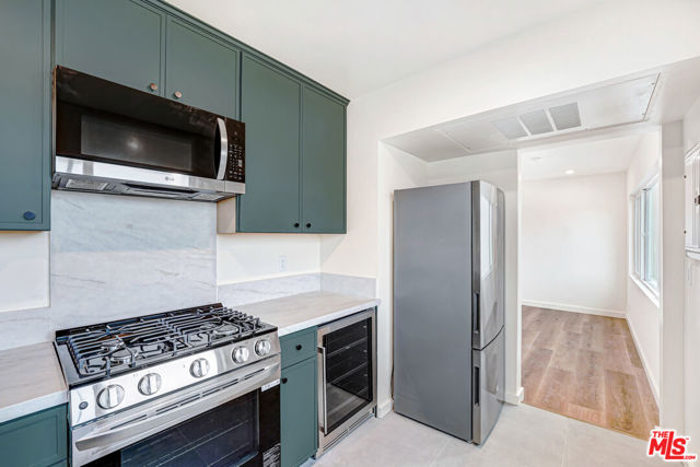 16185 W Sunset Blvd, 1 photo 7