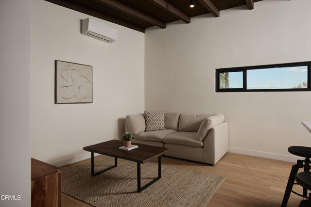 6900 Lurline Avenue, Los Angeles CA: https://media.crmls.org/mediaz/30e6571f-ee3e-4295-80f9-3166bf782fbc.jpg