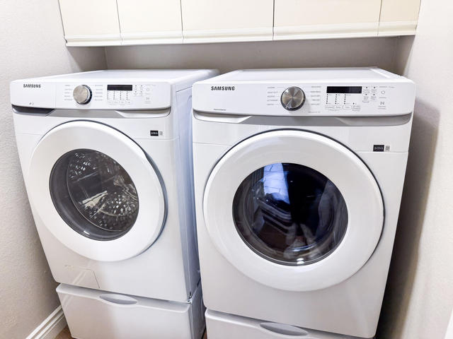 54974 Oaktree, La Quinta CA: https://media.crmls.org/mediaz/30e95eb6-d06c-4298-85c1-2fee665816af.jpg