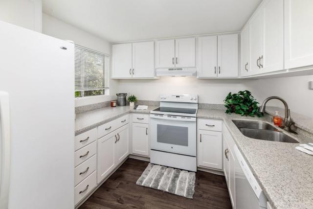 Detail Gallery Image 1 of 18 For 8747 Navajo #3,  San Diego,  CA 92119 - 3 Beds | 2 Baths
